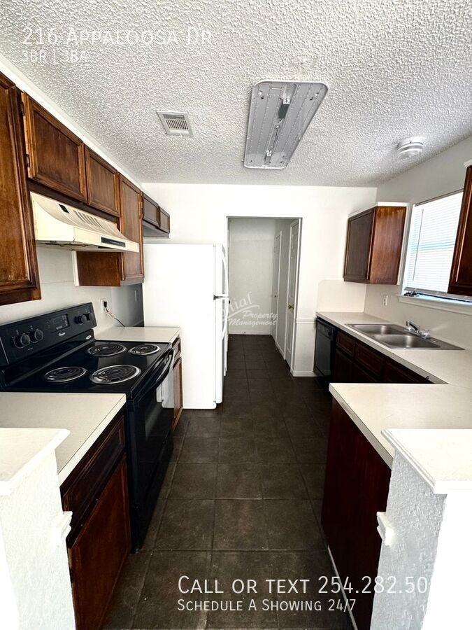 216 Appaloosa Dr - Photo 3 of 24
