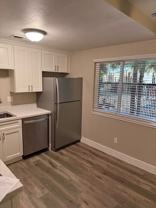 427 W. Elm St - Photo 1 of 1