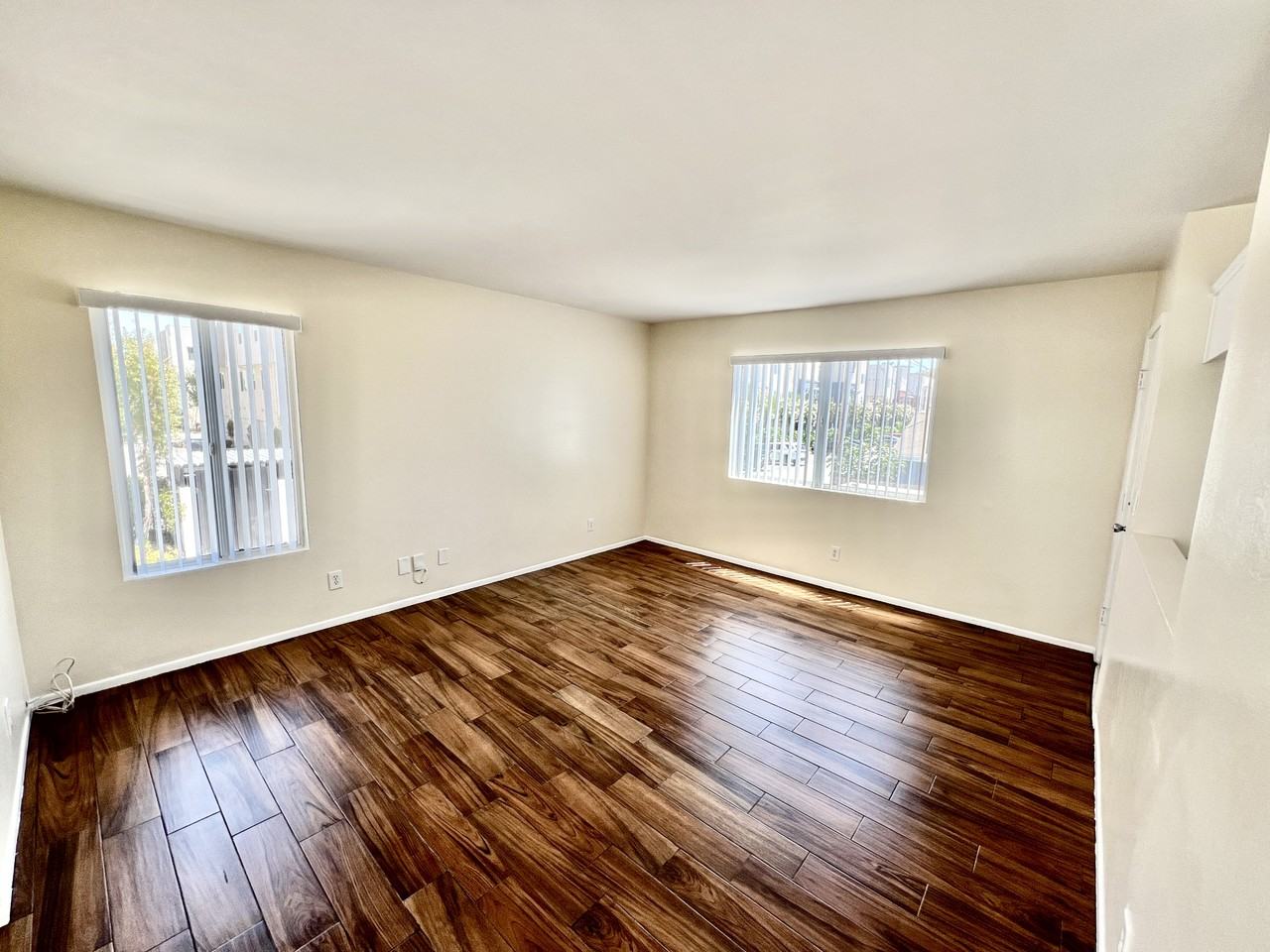 2916 E South St #2 - Photo 4 of 18