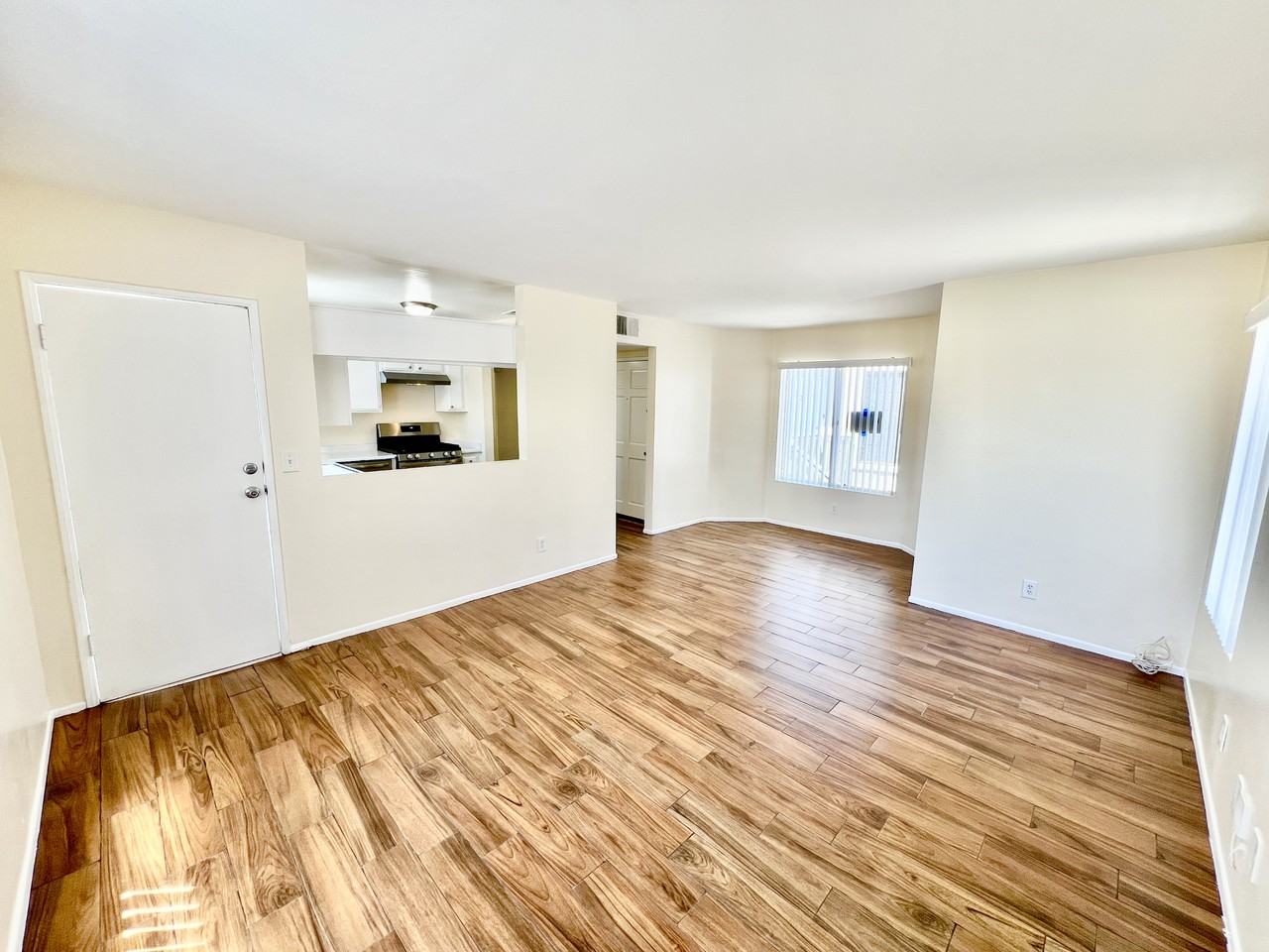 2916 E South St #2 - Photo 6 of 18