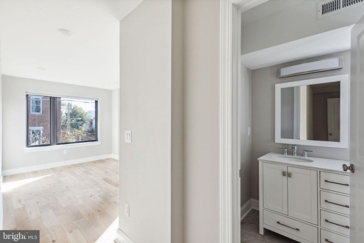 1164 S 18th St - Photo 7 of 16