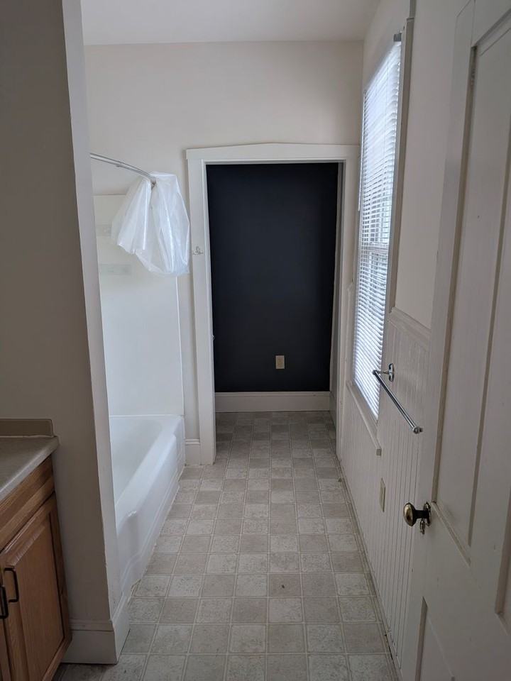 251 Main St - Photo 4 of 6