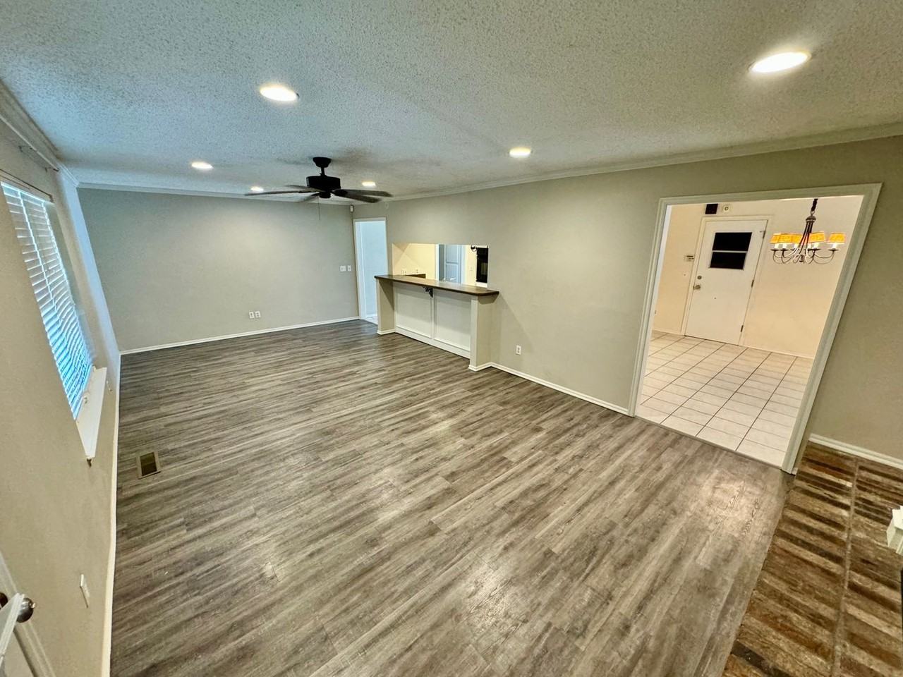 721 Willow Run - Photo 4 of 17