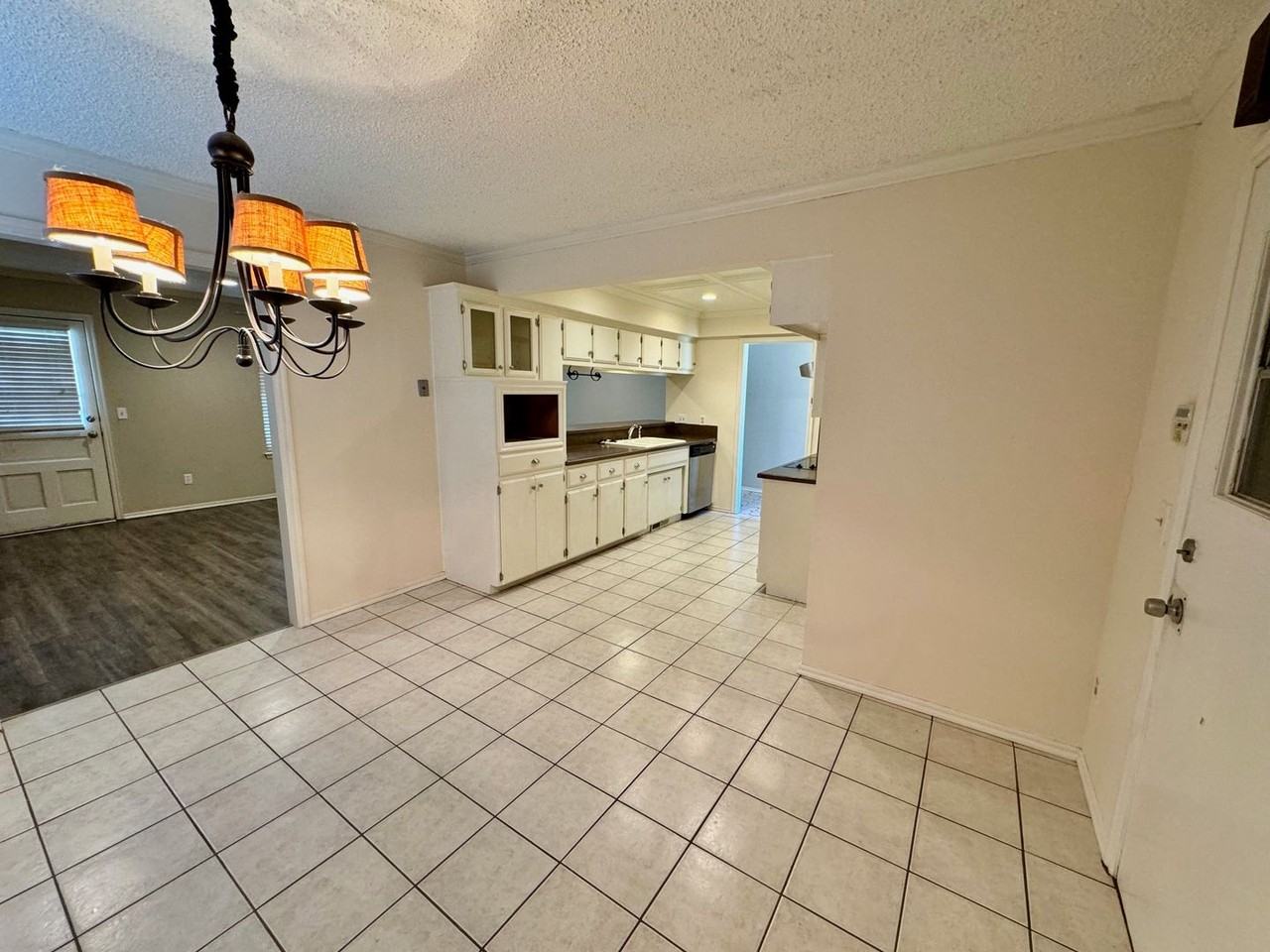 721 Willow Run - Photo 7 of 17