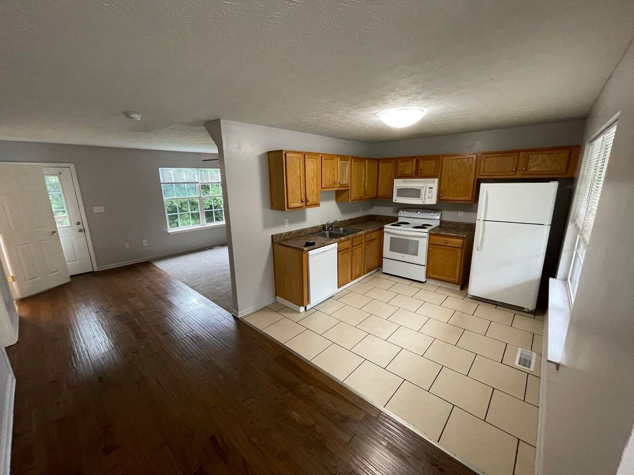 190 Benson Pike Duplex - Photo 7 of 12