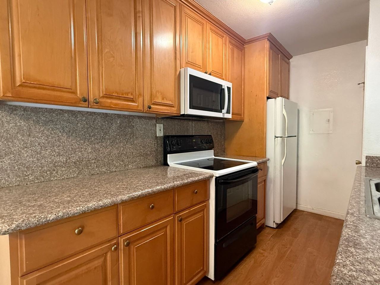 5695 Playa Del Rey #2 - Photo 6 of 11