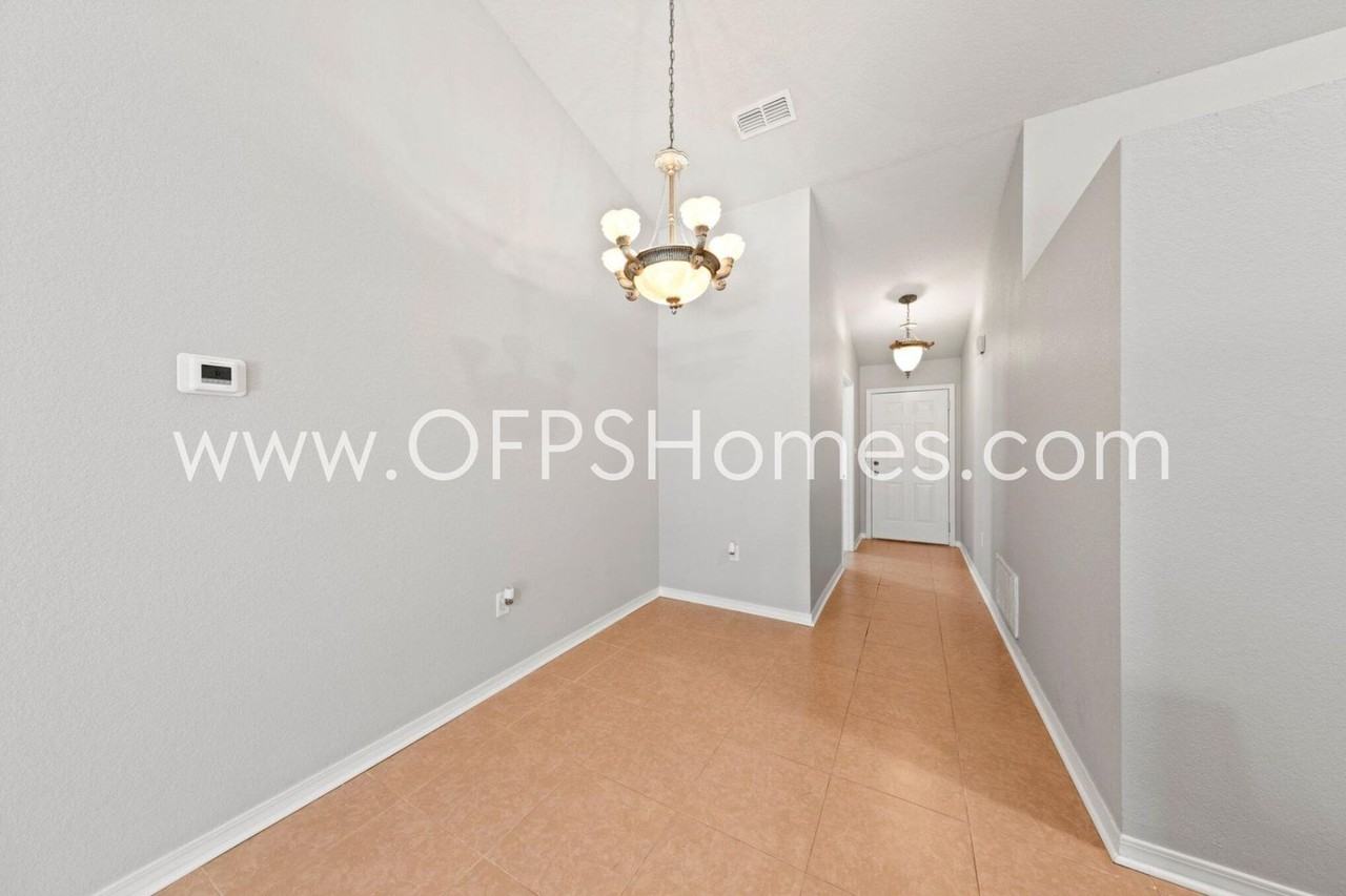 107 Cabana Way - Photo 3 of 22