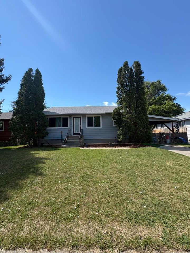 2120 Yellowstone Ave - Photo 2 of 20