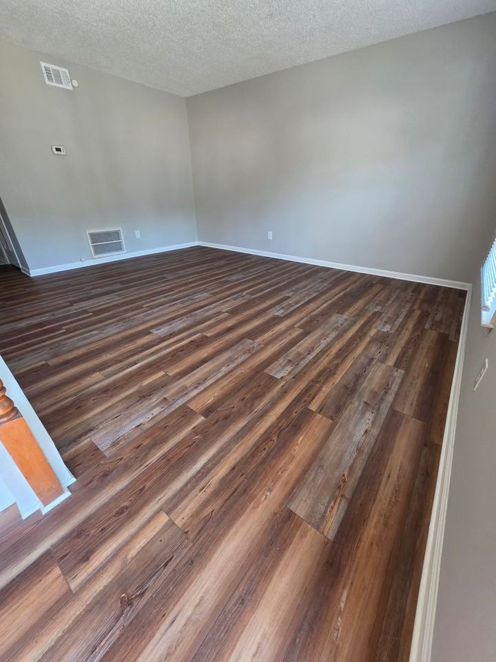 353 Susan Constant Dr - Photo 6 of 20