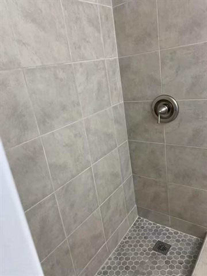 3520 Sw 20th St - Photo 6 of 23