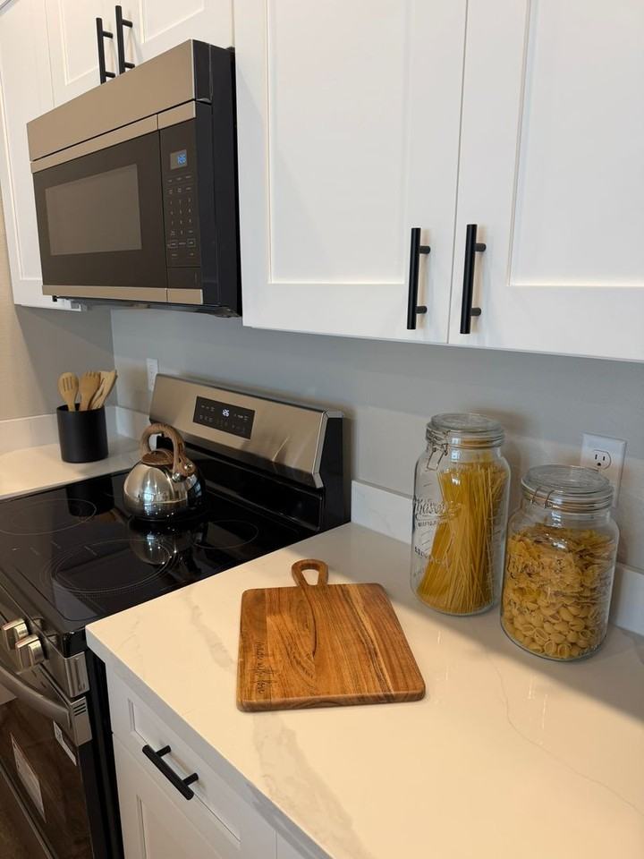 Village Lane Apartments - Photo 7 of 36