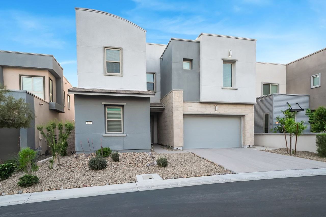 813 Horizon Canyon Dr - Photo 3 of 50
