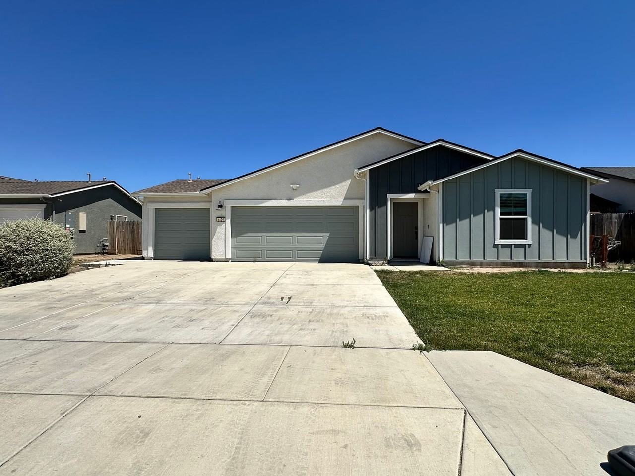 1892 Capistrano Ave - Photo 2 of 16