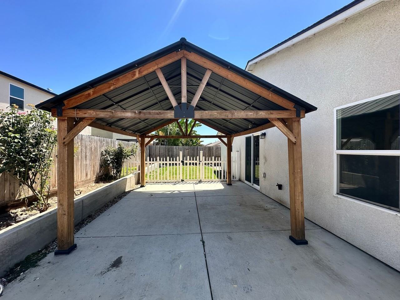 1892 Capistrano Ave - Photo 4 of 16