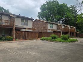 2588 E Sweetbriar Dr - Photo 1 of 1