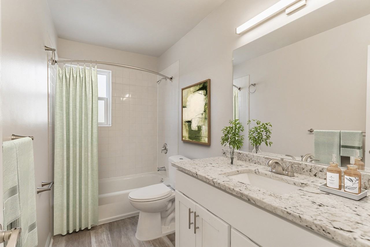 Eagle Rock Apartments at North Plainfield - Photo 5 of 20
