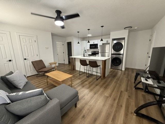610 Se Moberly Ln #3 - Photo 5 of 9