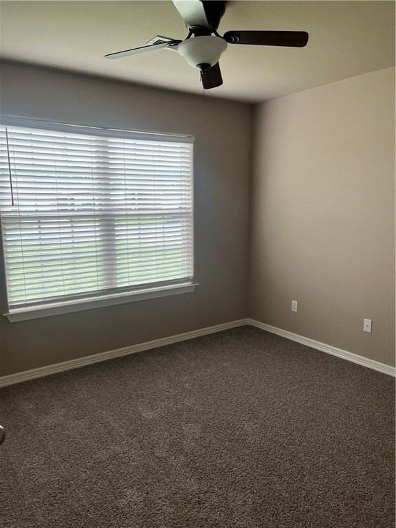 914 W Post Rd - Photo 5 of 6