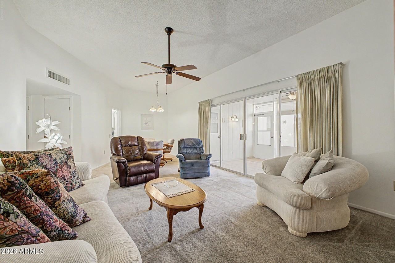 10880 W Emerald Dr - Photo 6 of 26