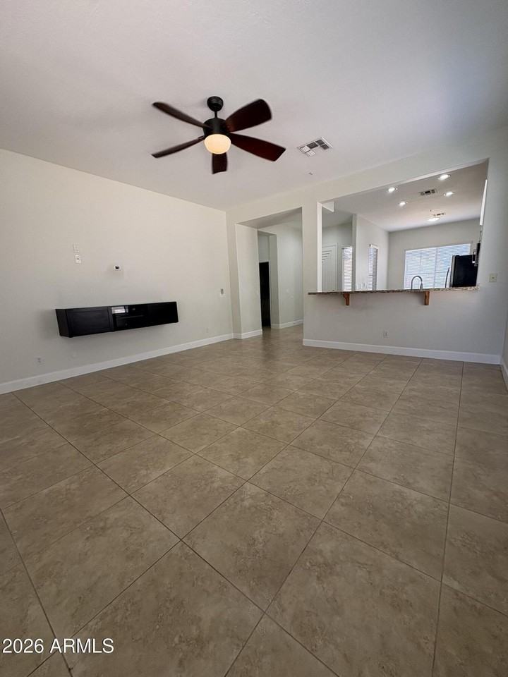 7729 E Tailspin Ln - Photo 5 of 33