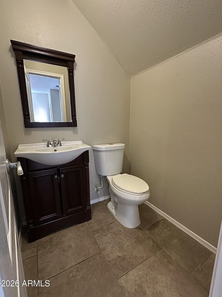 4388 E Selena Dr - Photo 6 of 17