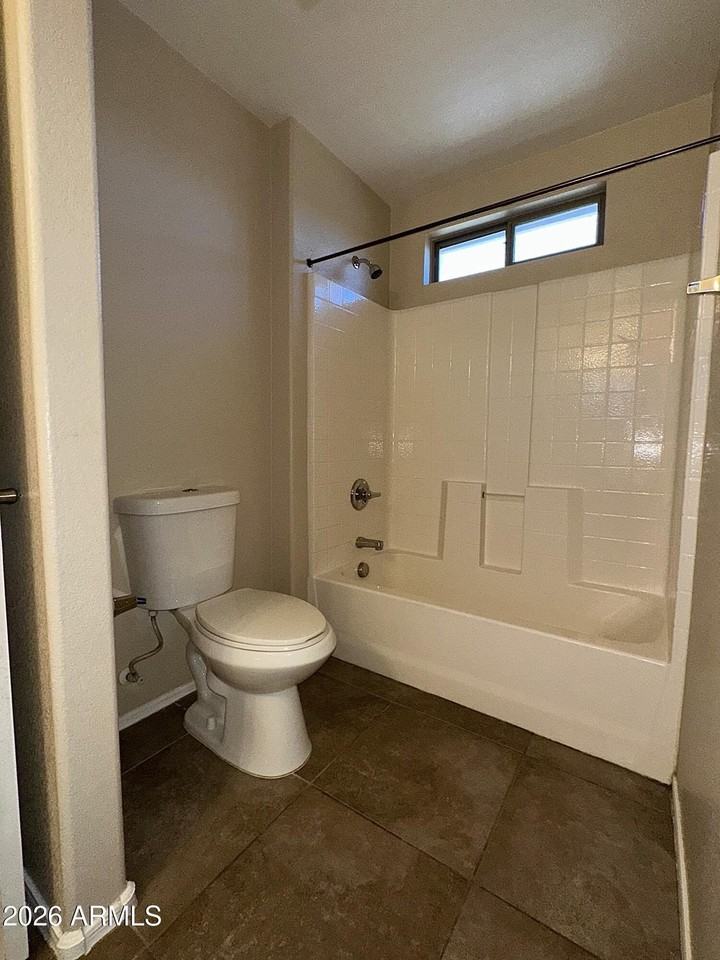 4388 E Selena Dr - Photo 7 of 17
