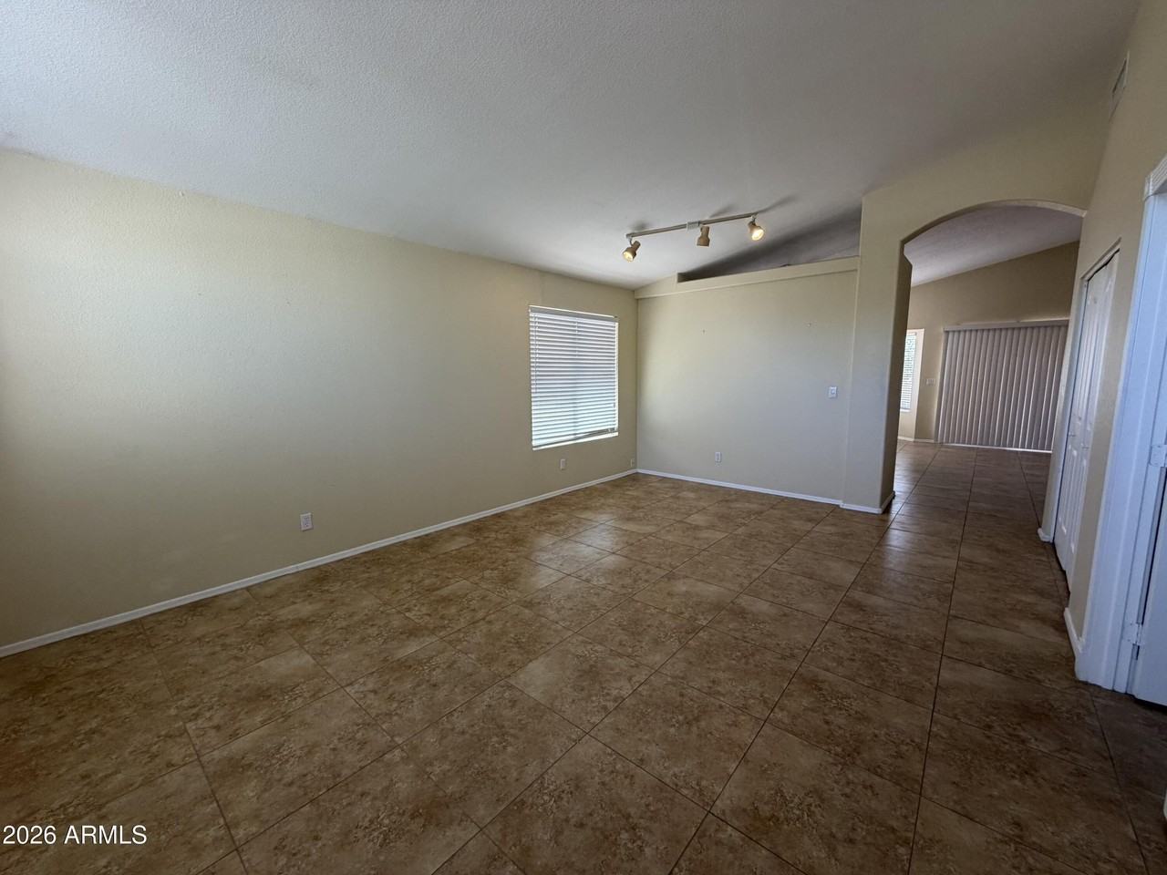 1289 W Maria Ln - Photo 3 of 23