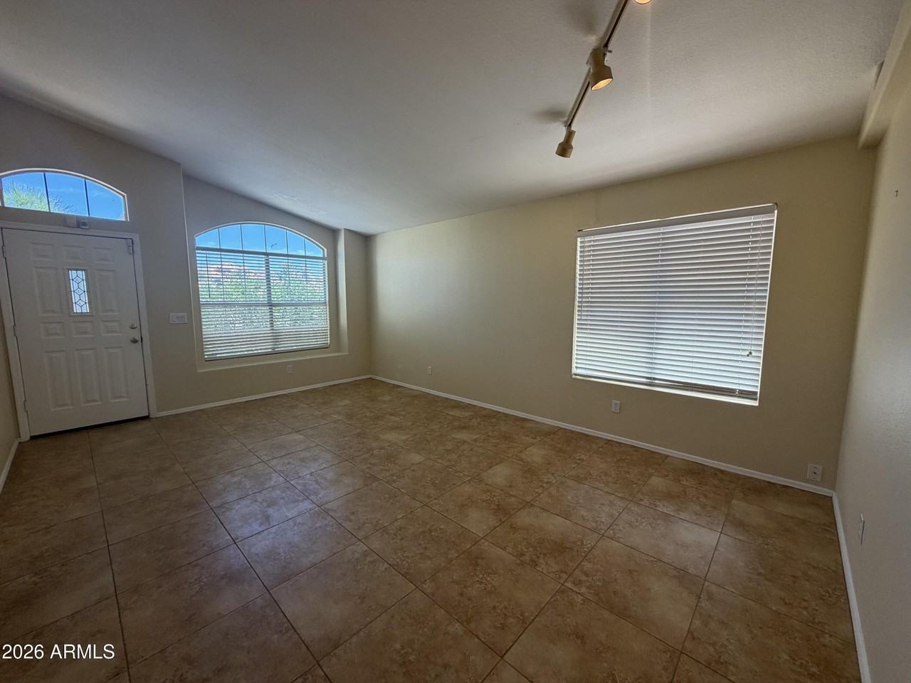 1289 W Maria Ln - Photo 4 of 23