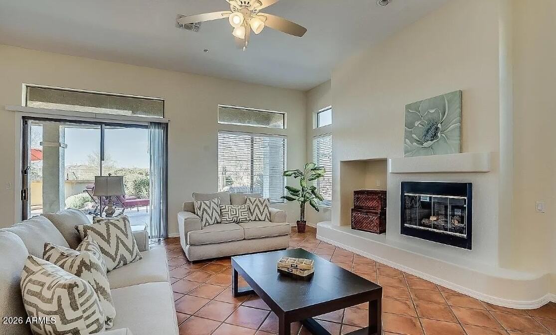 42020 N Moss Springs Rd - Photo 4 of 19
