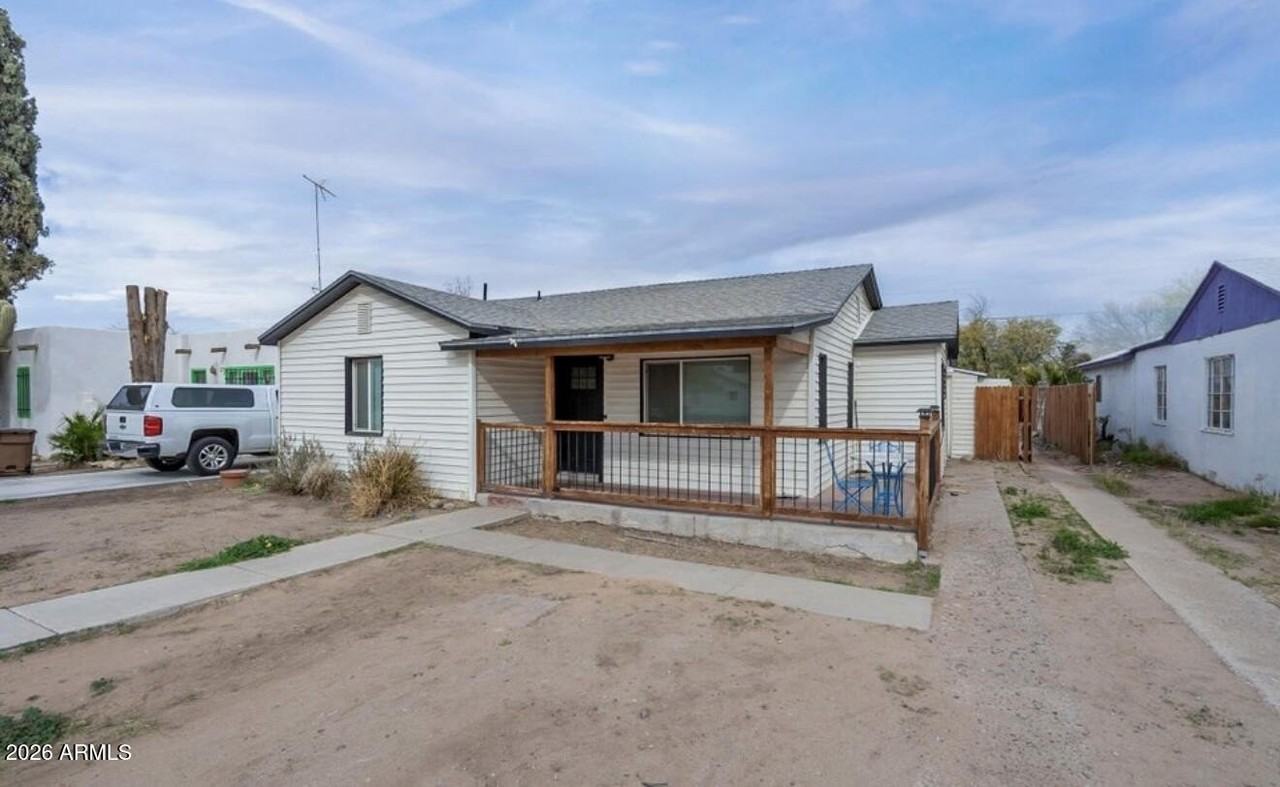 370 W Pima Ave - Photo 2 of 24