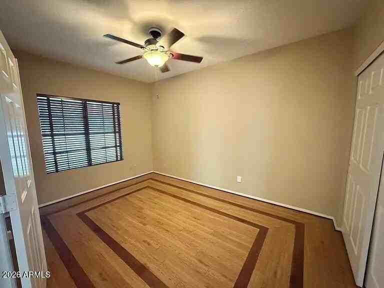 8979 E Gail Rd - Photo 6 of 32