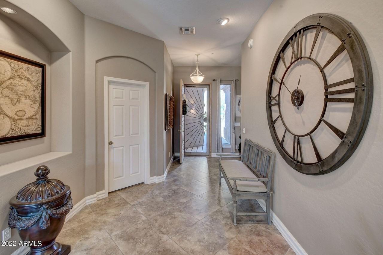 7673 E Quill Ln - Photo 2 of 17