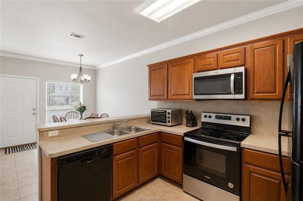 1001 Krenek Tap Rd #803 - Photo 6 of 20