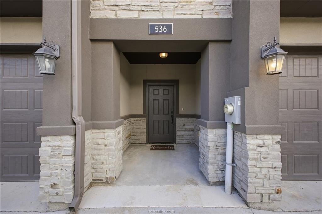 536 Momma Bear Dr - Photo 3 of 36