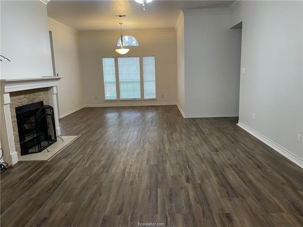 2828 Brandywine Cir - Photo 3 of 14