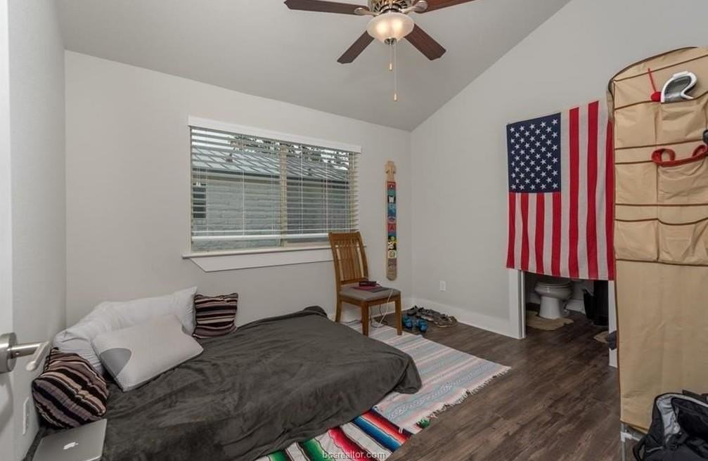 4308 Oaklawn St - Photo 6 of 10