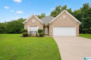 560 Summit Cir - Photo 1 of 1