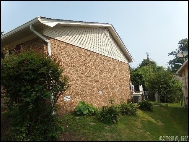 801 Kierre Dr - Photo 3 of 24