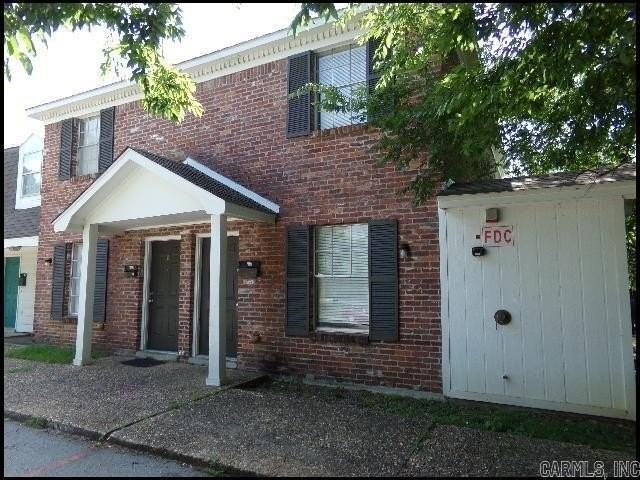 101 Ellis Dr Apt S - Photo 2 of 16