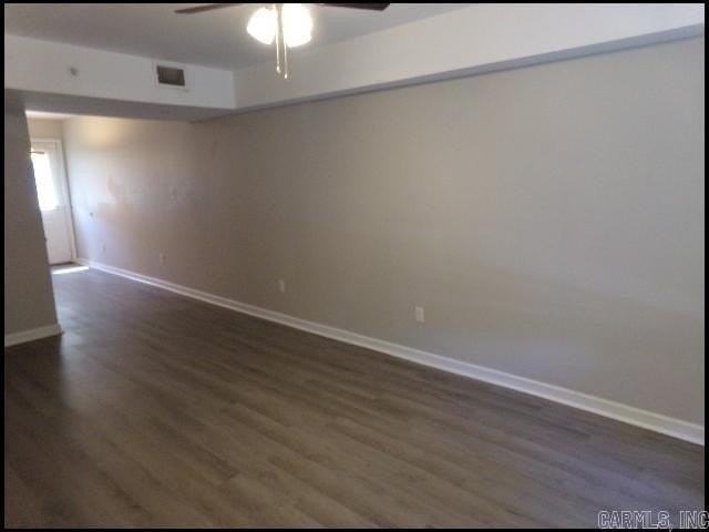 101 Ellis Dr Apt S - Photo 3 of 16