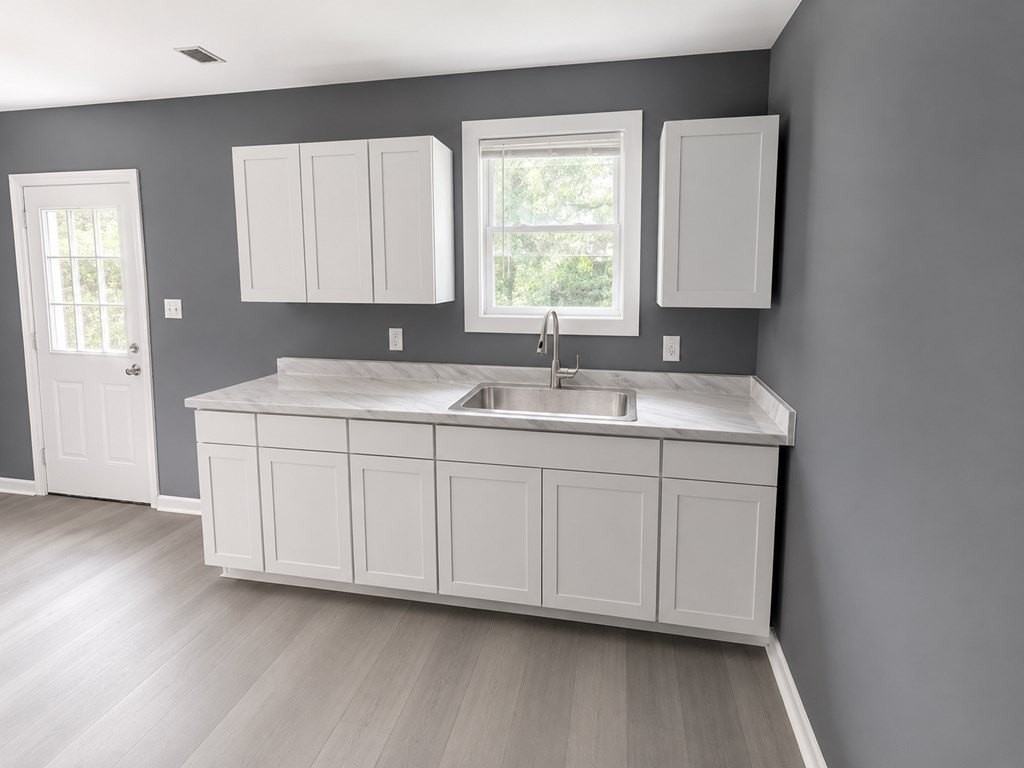81 Munson Dr - Photo 4 of 7