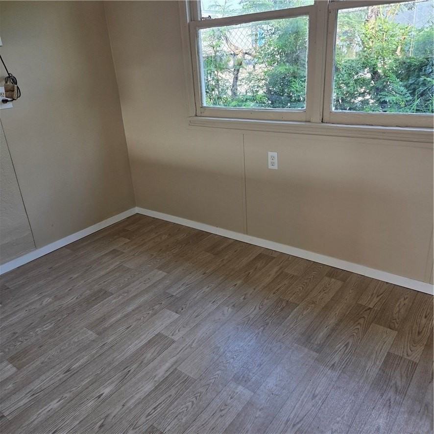 120 Tarlton St #B - Photo 4 of 8