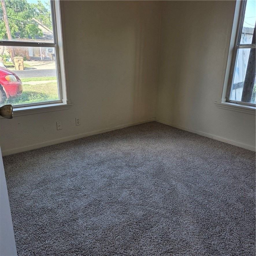 120 Tarlton St #B - Photo 7 of 8