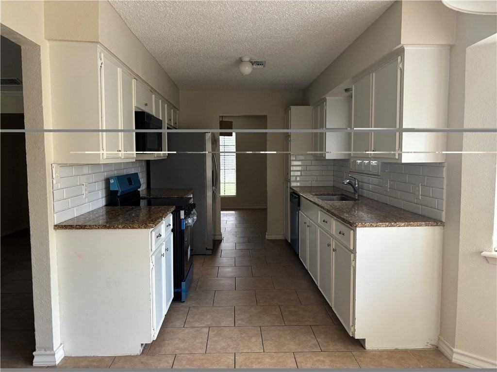5058 Eider Dr - Photo 6 of 18