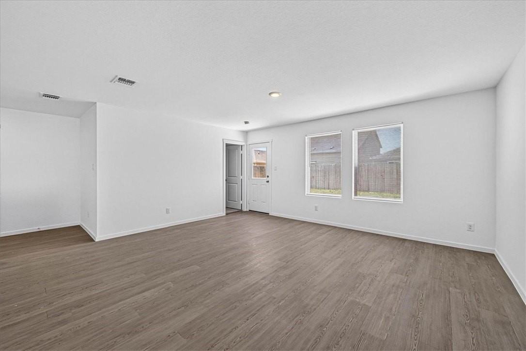 1314 Lady Yoli St - Photo 7 of 40
