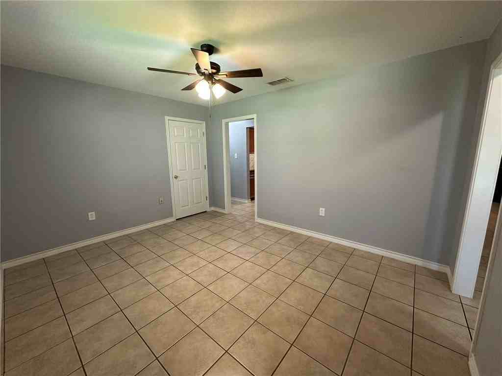2201 Timberline Dr - Photo 3 of 24