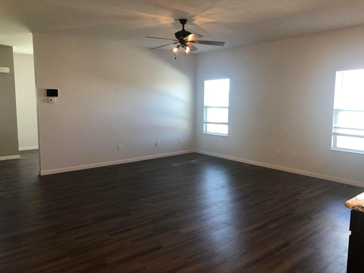 1417 Hoovler Way - Photo 3 of 19