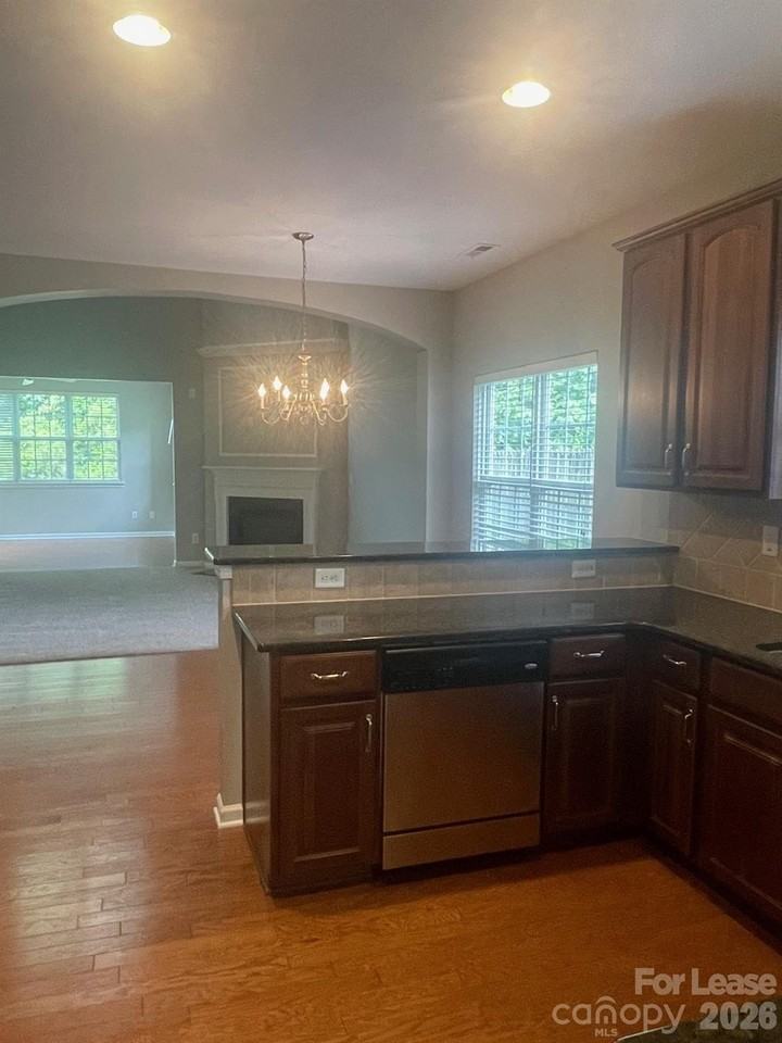13606 Delstone Dr - Photo 7 of 28