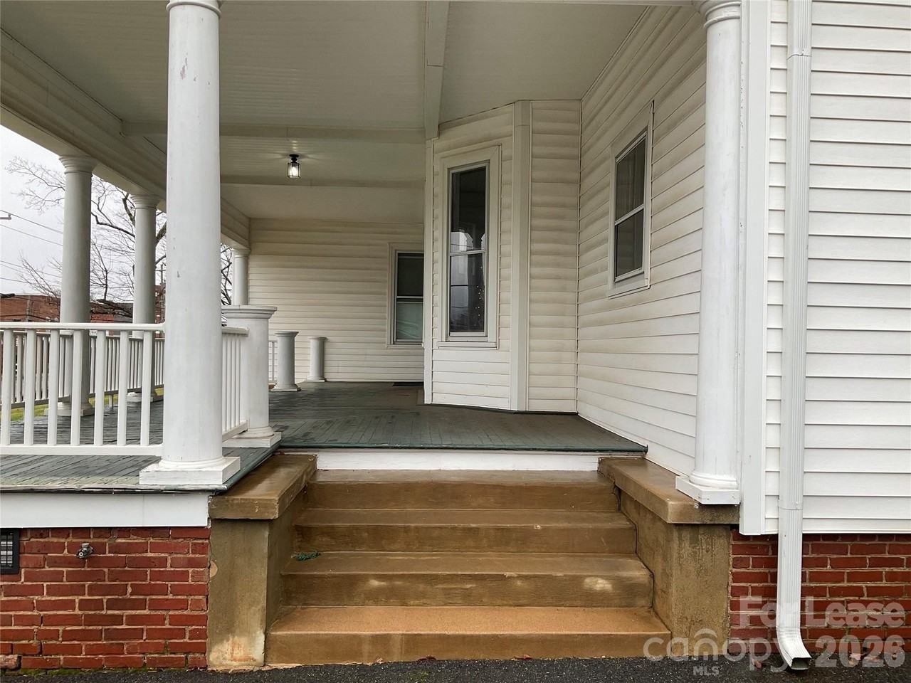 409 N Main St #6 - Photo 3 of 13