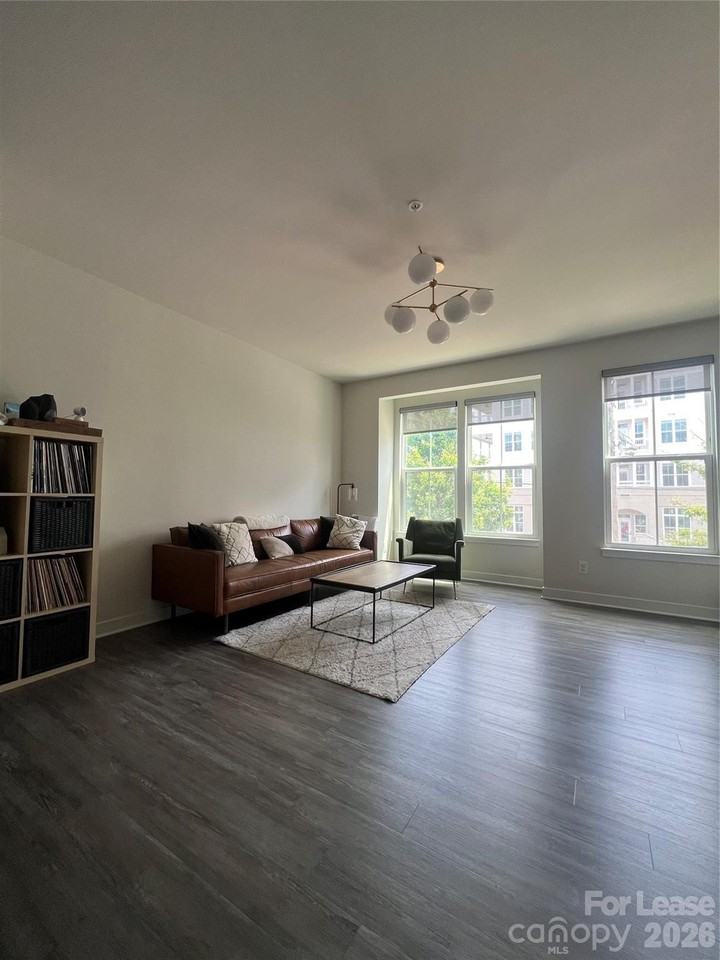 448 W Tremont Ave - Photo 6 of 11